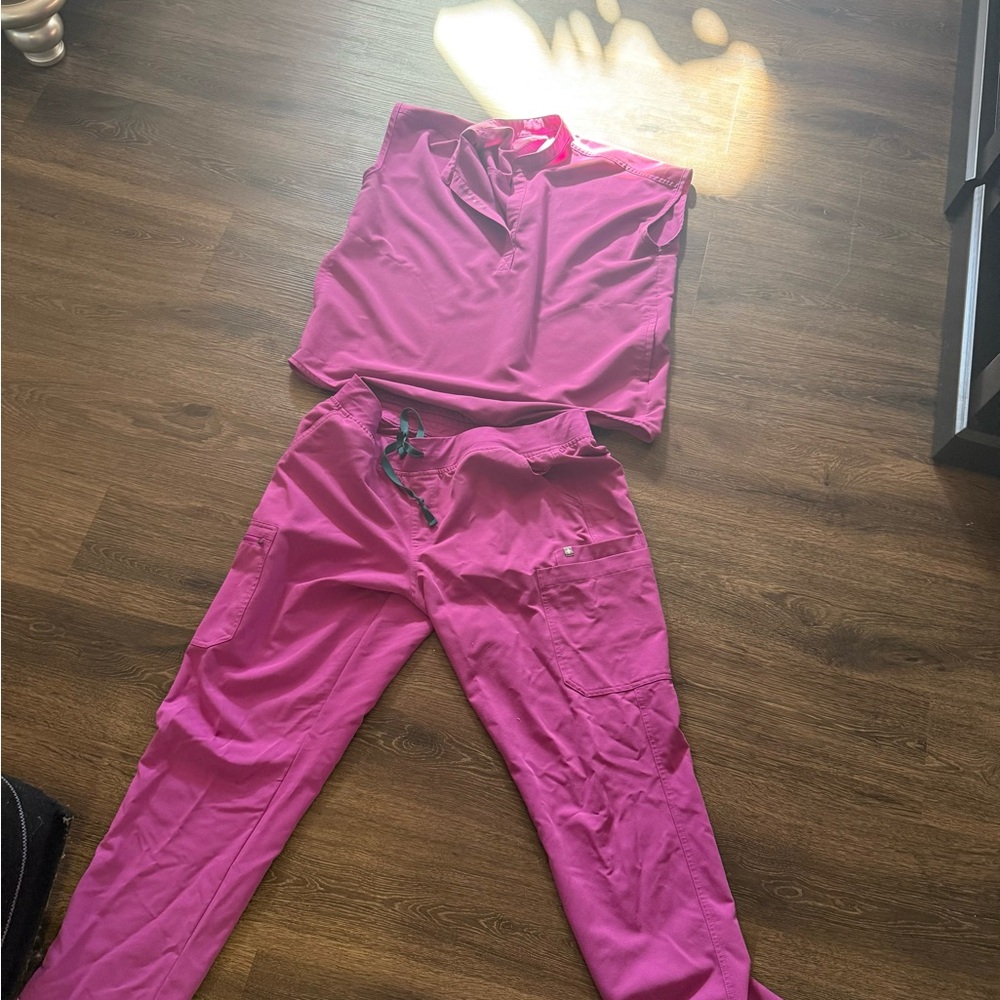 Women's Pink figs set
